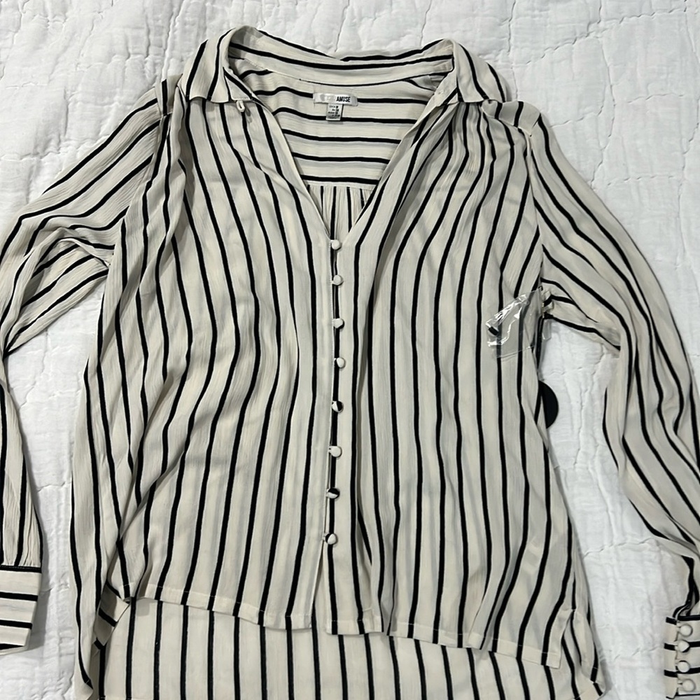 Amuse Society cream and black button down